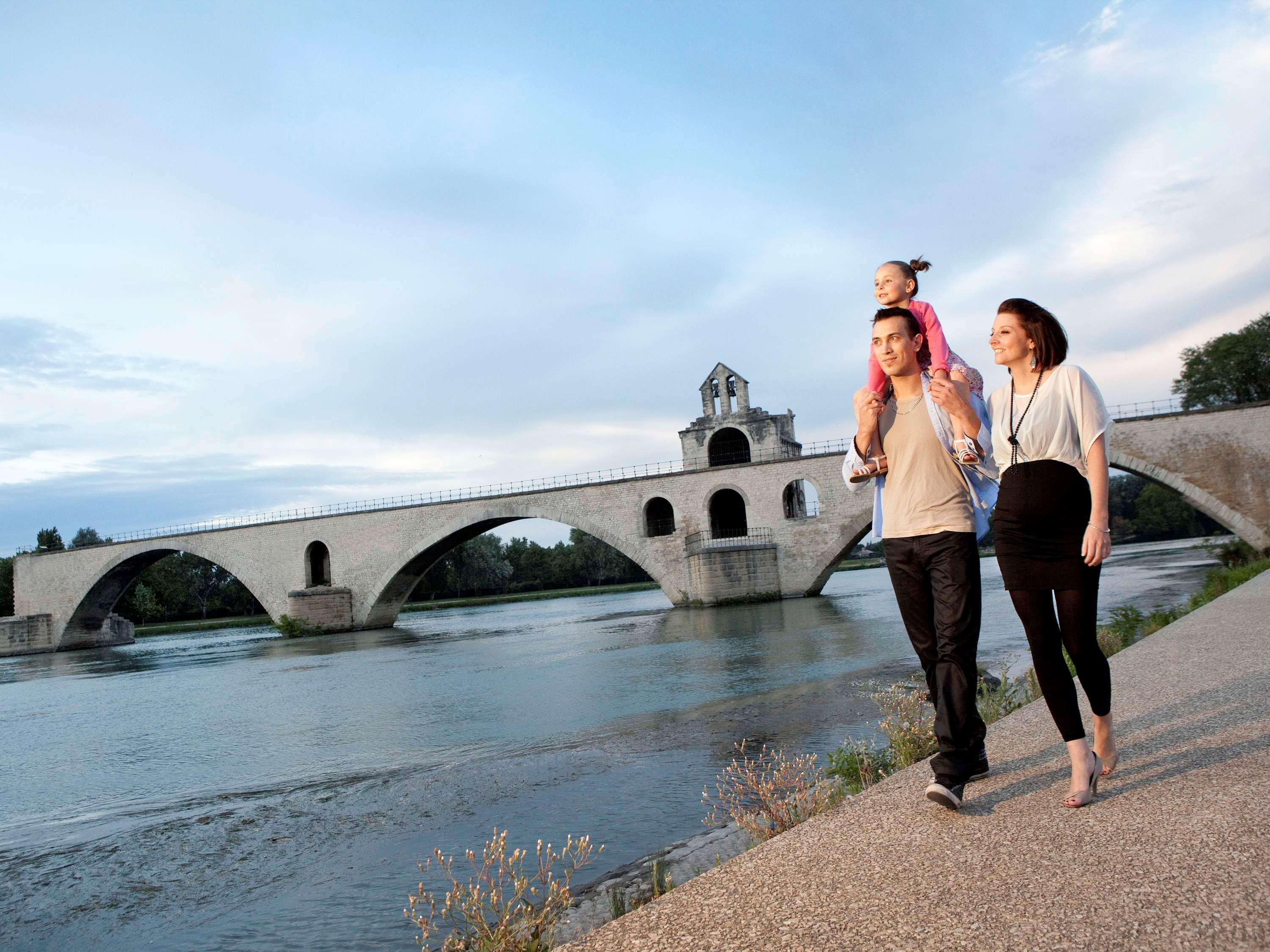 Mercure Avignon Gare Tgv Exterior photo